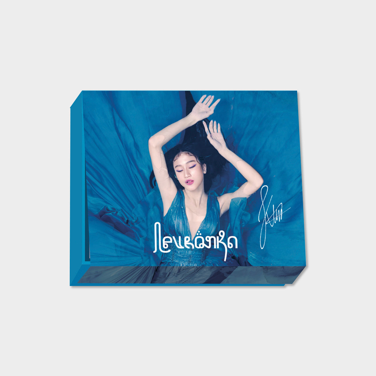 Keisya Levronka - Exclusive Boxset Bertanda Tangan