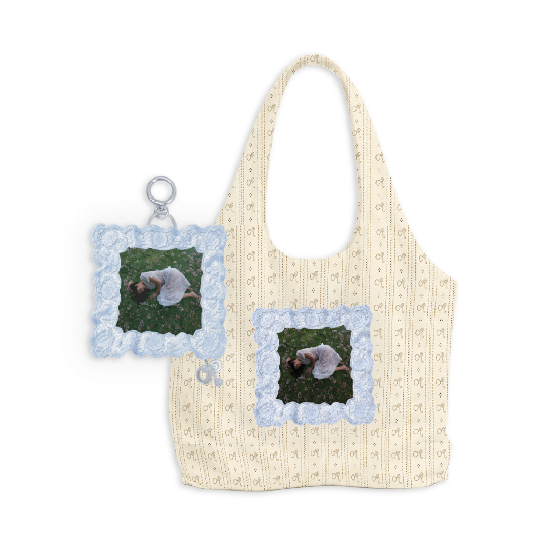 you seem pretty sad for a girl so in love charm tote (collector's set)