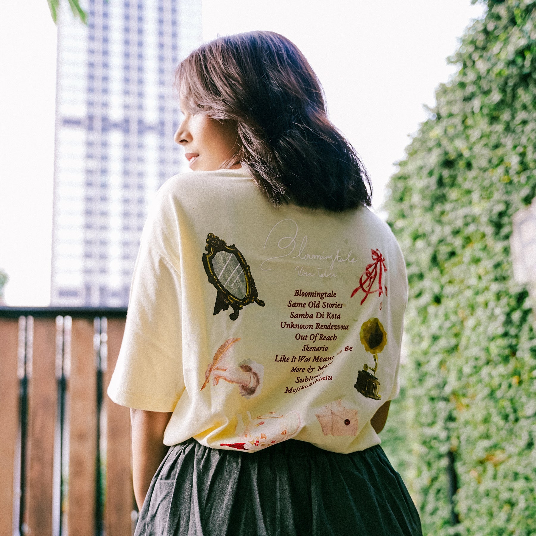 Vira Talisa - Bloomingtale T-Shirt